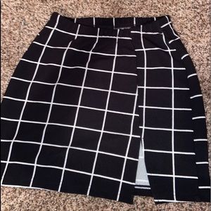 SHEIN black and white plaid skirt with slit